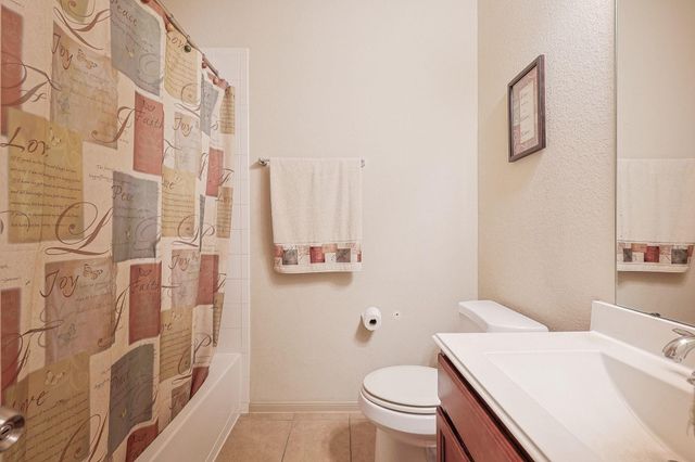 5804 Lawrence Court, Pearland, TX 77584