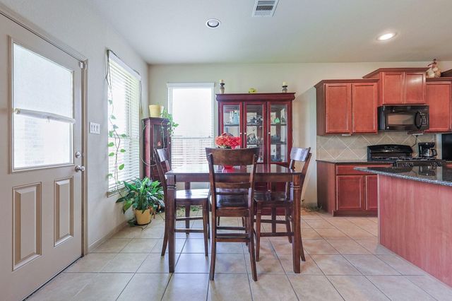 5804 Lawrence Court, Pearland, TX 77584