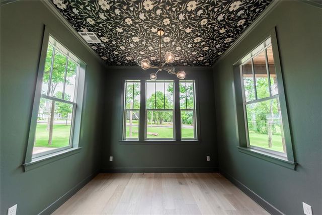 29348 Cottage Woods Road, Norman, OK 73072