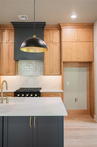 29348 Cottage Woods Road, Norman, OK 73072