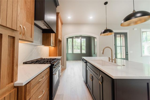 29348 Cottage Woods Road, Norman, OK 73072