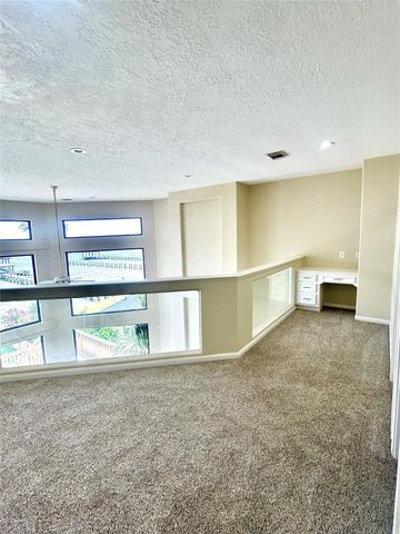 807 Kipp Avenue C, Kemah, TX 77565