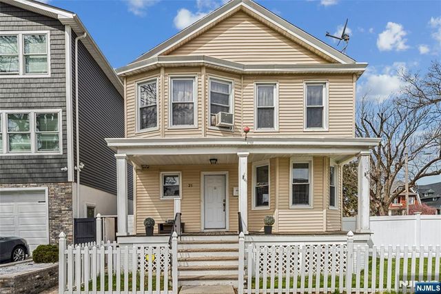 21 Ellington Street, East Orange, NJ 07017