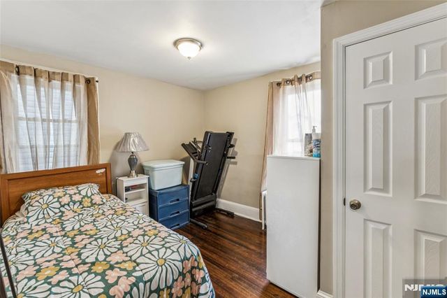 21 Ellington Street, East Orange, NJ 07017