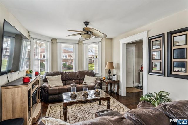 21 Ellington Street, East Orange, NJ 07017