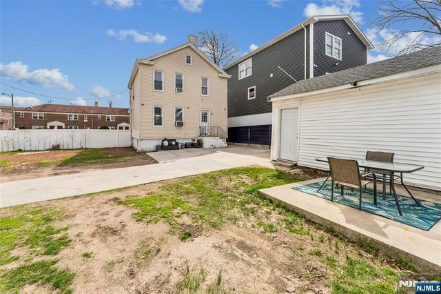 21 Ellington Street, East Orange, NJ 07017