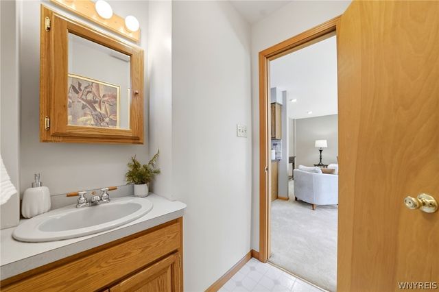 3925 Washington Street, Niagara Falls, NY 14305