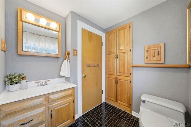 3925 Washington Street, Niagara Falls, NY 14305