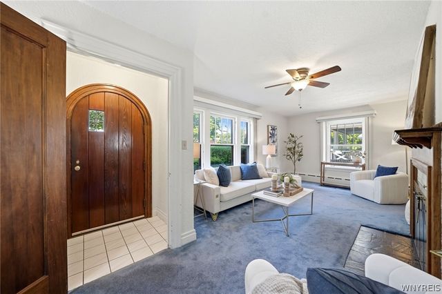 3925 Washington Street, Niagara Falls, NY 14305