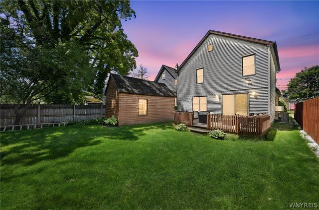 3925 Washington Street, Niagara Falls, NY 14305
