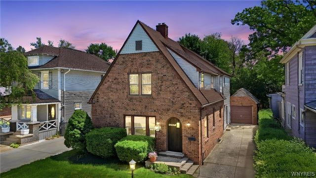 3925 Washington Street, Niagara Falls, NY 14305