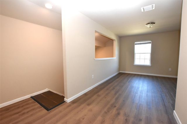 5725 RODERICK DR, Austin, TX 78724