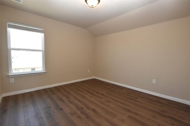 5725 RODERICK DR, Austin, TX 78724