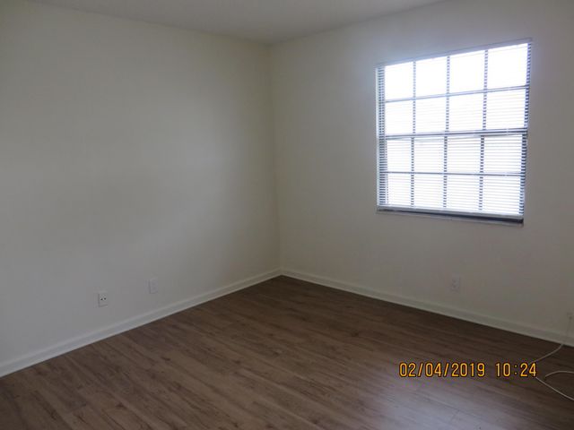 2202 NE 4th Street 10, Boynton Beach, FL 33435