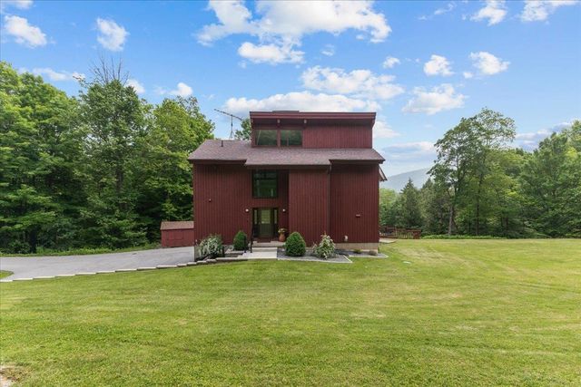 215 US Route 7 North, Milton, VT 05468