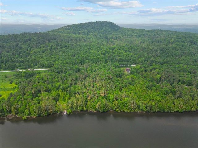 215 US Route 7 North, Milton, VT 05468