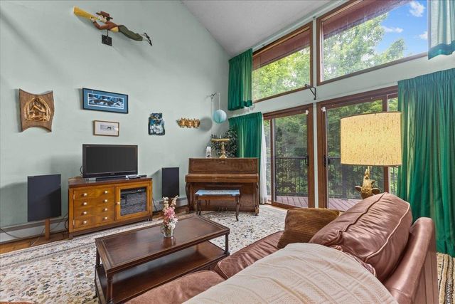215 US Route 7 North, Milton, VT 05468