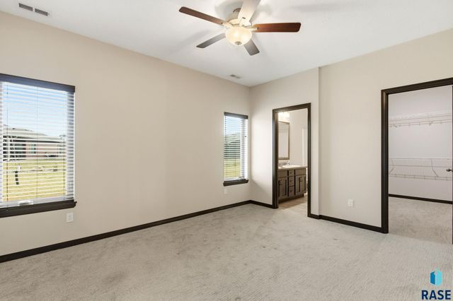 9413 W Liam St Street, Sioux Falls, SD 57106