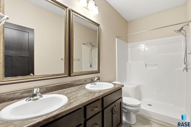 9413 W Liam St Street, Sioux Falls, SD 57106