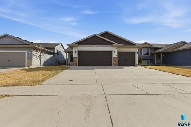 9413 W Liam St Street, Sioux Falls, SD 57106