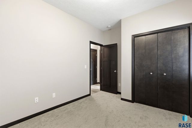 9413 W Liam St Street, Sioux Falls, SD 57106