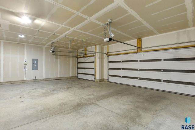 9413 W Liam St Street, Sioux Falls, SD 57106