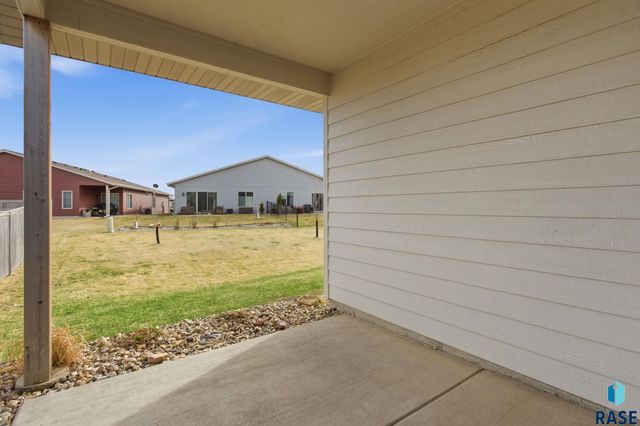 9413 W Liam St Street, Sioux Falls, SD 57106