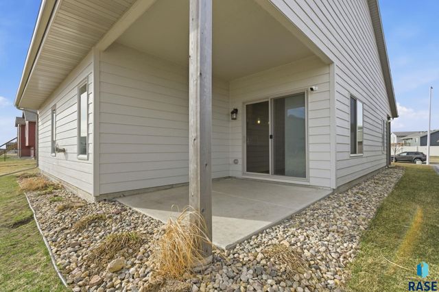 9413 W Liam St Street, Sioux Falls, SD 57106