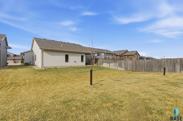 9413 W Liam St Street, Sioux Falls, SD 57106