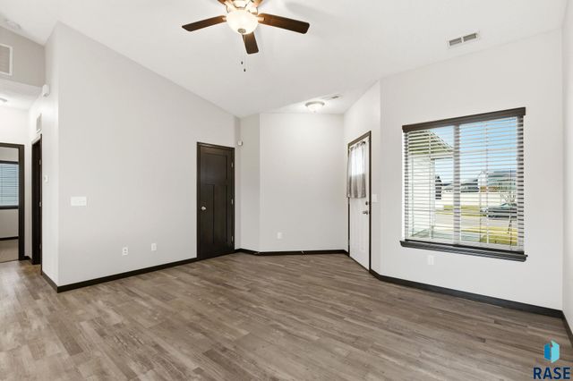 9413 W Liam St Street, Sioux Falls, SD 57106