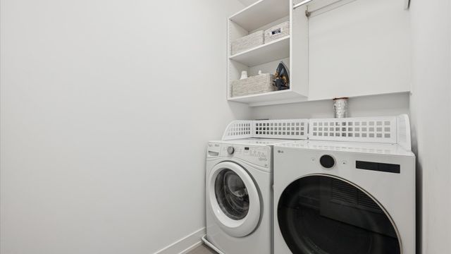 2341 W Roscoe Street 3W, Chicago, IL 60618