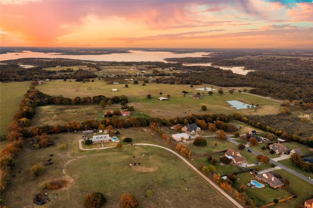 13633 Alexander Road, Pilot Point, TX 76258