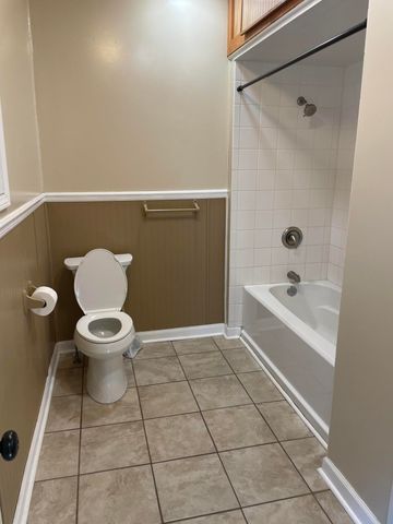 315 E SPRING ST, Boonville, MO 65233