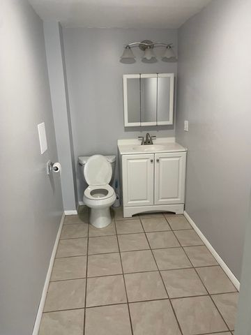 315 E SPRING ST, Boonville, MO 65233