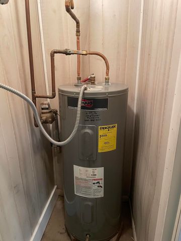 315 E SPRING ST, Boonville, MO 65233