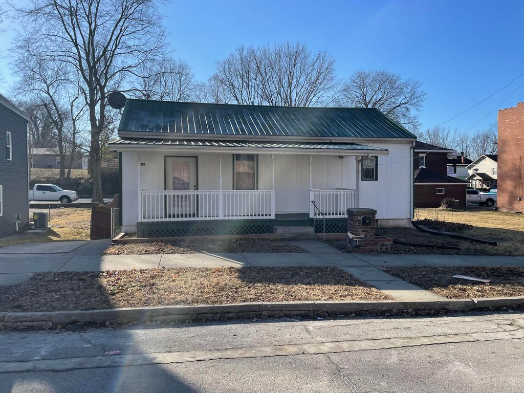 315 E SPRING ST, Boonville, MO 65233