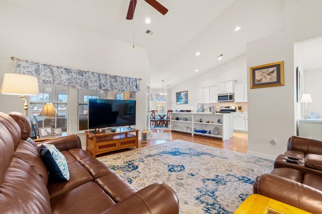 912 Daresbury Ln., Conway, SC 29526