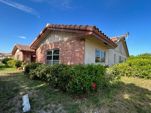3720 NW 110th Ave, Coral Springs, FL 33065