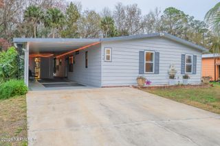 140 BAYOU Drive, Satsuma, FL 32189
