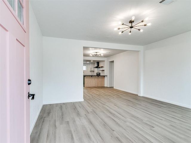 3320 SW 39th Street, Oklahoma City, OK 73119