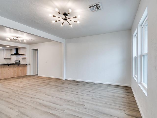 3320 SW 39th Street, Oklahoma City, OK 73119