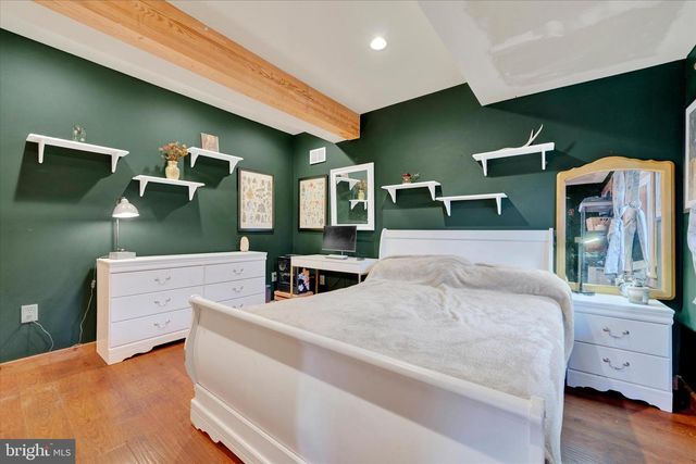 1310 HEX HWY, Hamburg, PA 19526