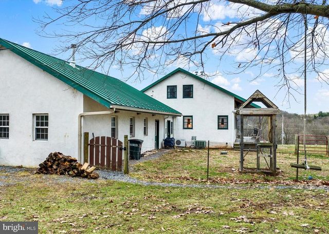 1310 HEX HWY, Hamburg, PA 19526