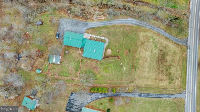 1310 HEX HWY, Hamburg, PA 19526