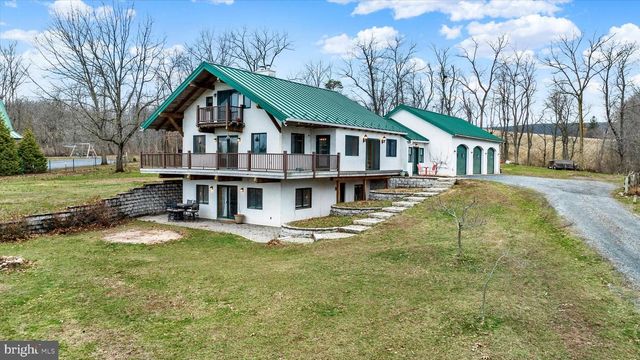 1310 HEX HWY, Hamburg, PA 19526
