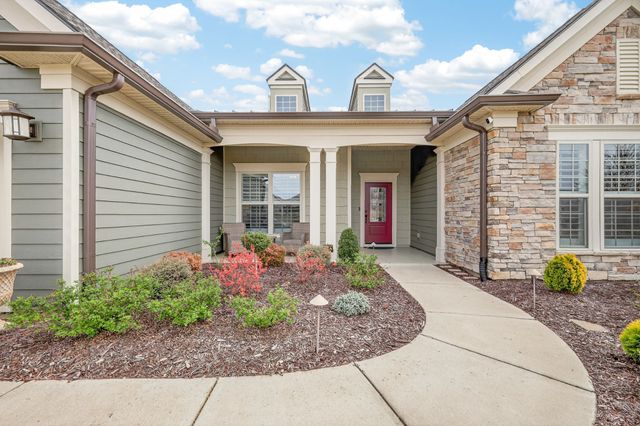 1024 Coffee Rdg, Spring Hill, TN 37174