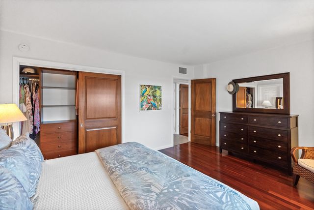 3050 NE 47th Court 402, Fort Lauderdale, FL 33308