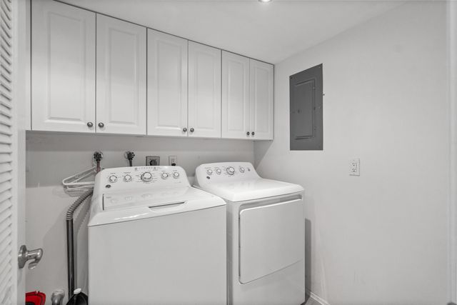 3050 NE 47th Court 402, Fort Lauderdale, FL 33308