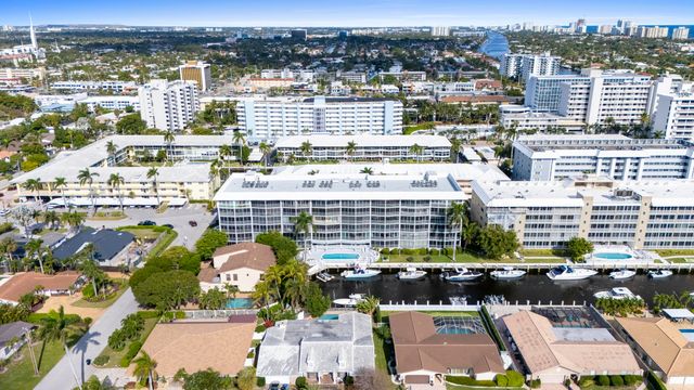 3050 NE 47th Court 402, Fort Lauderdale, FL 33308