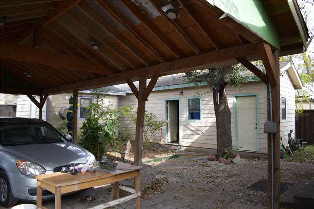 3912 Valentine Street, Fort Worth, TX 76107